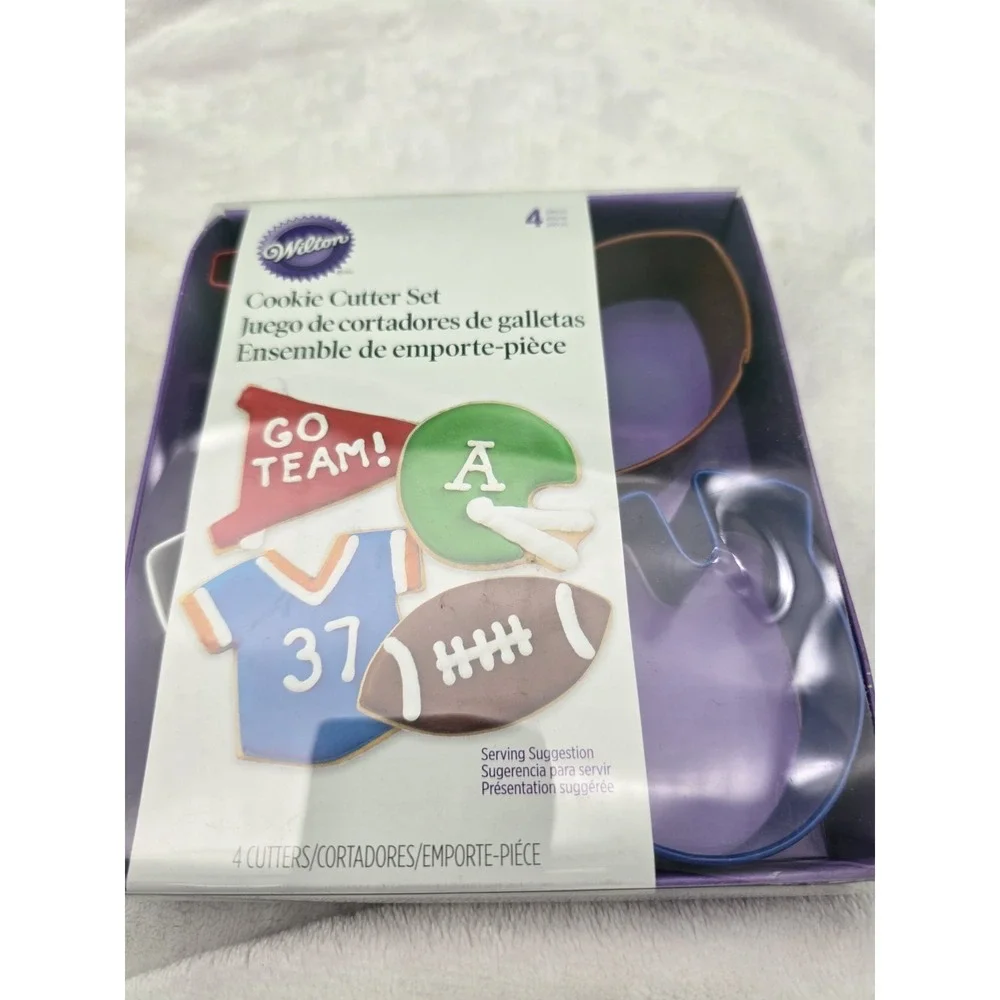 Wilton Cookie Cutter Cutters Metal Set Lot of 4 Football Helmet Jersey‎ Banner
